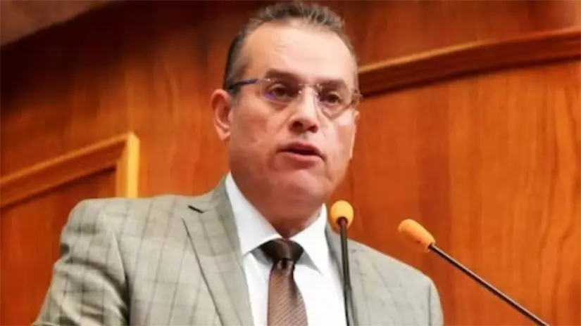 La insostenible sombra del pestilente de Ariel Juárez.